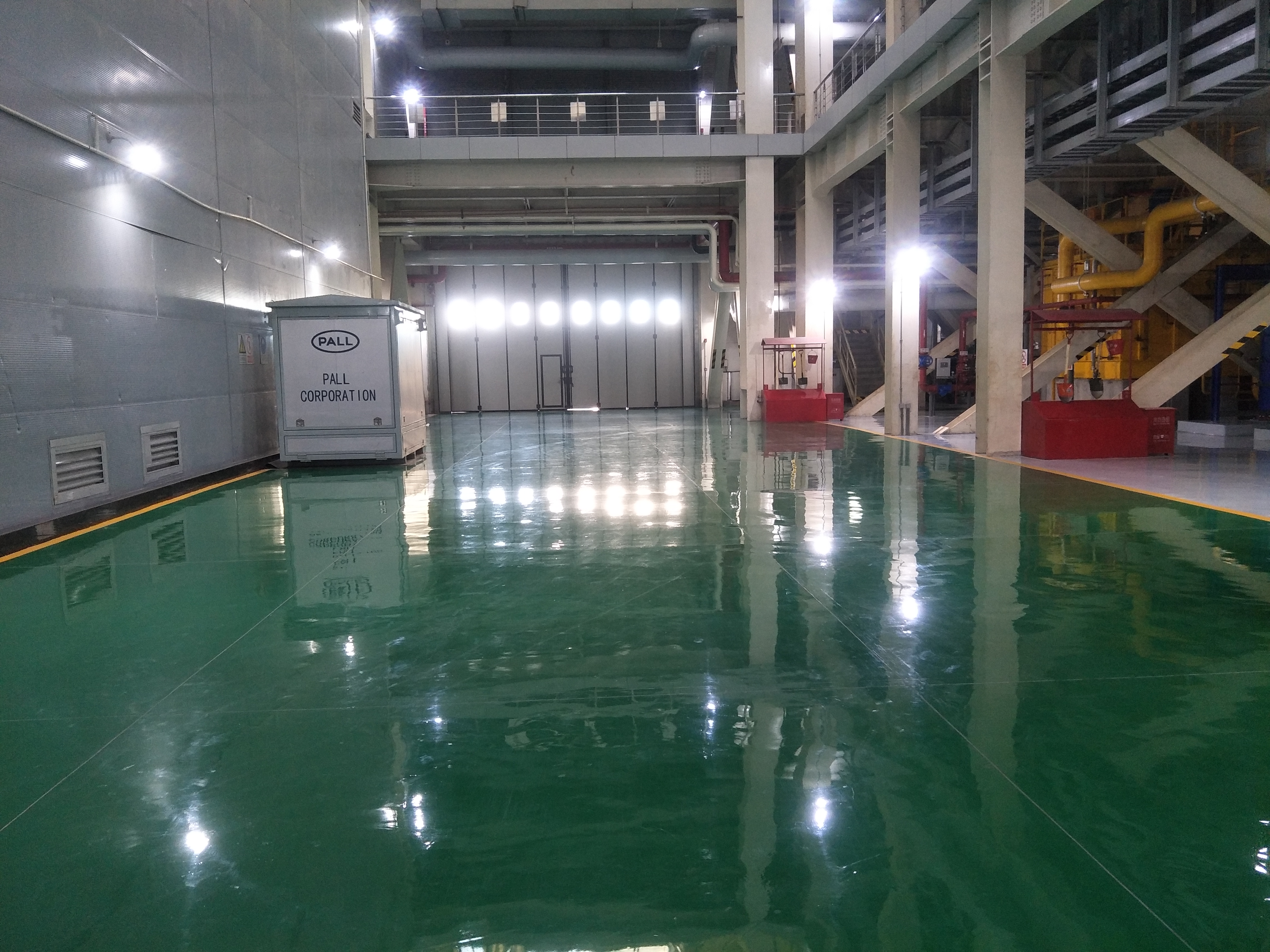 What Flooring to Choose for Warehouses? 3 Top Solutions 