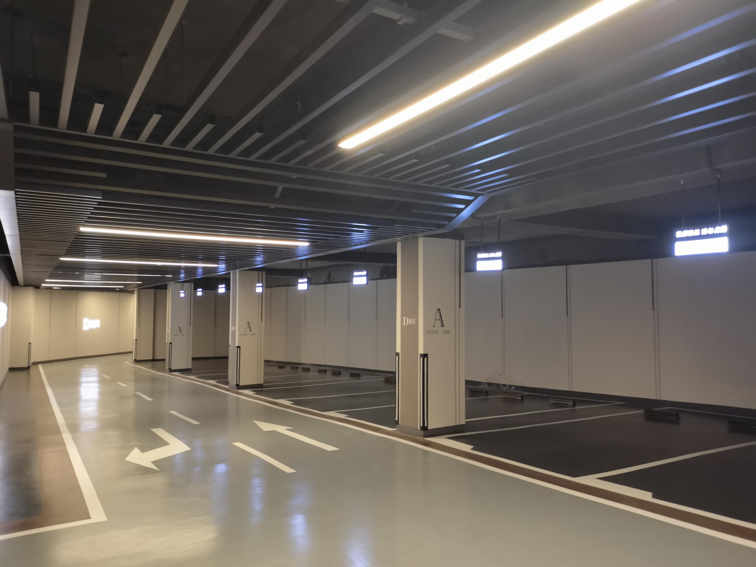 Should the underground garage floor be m