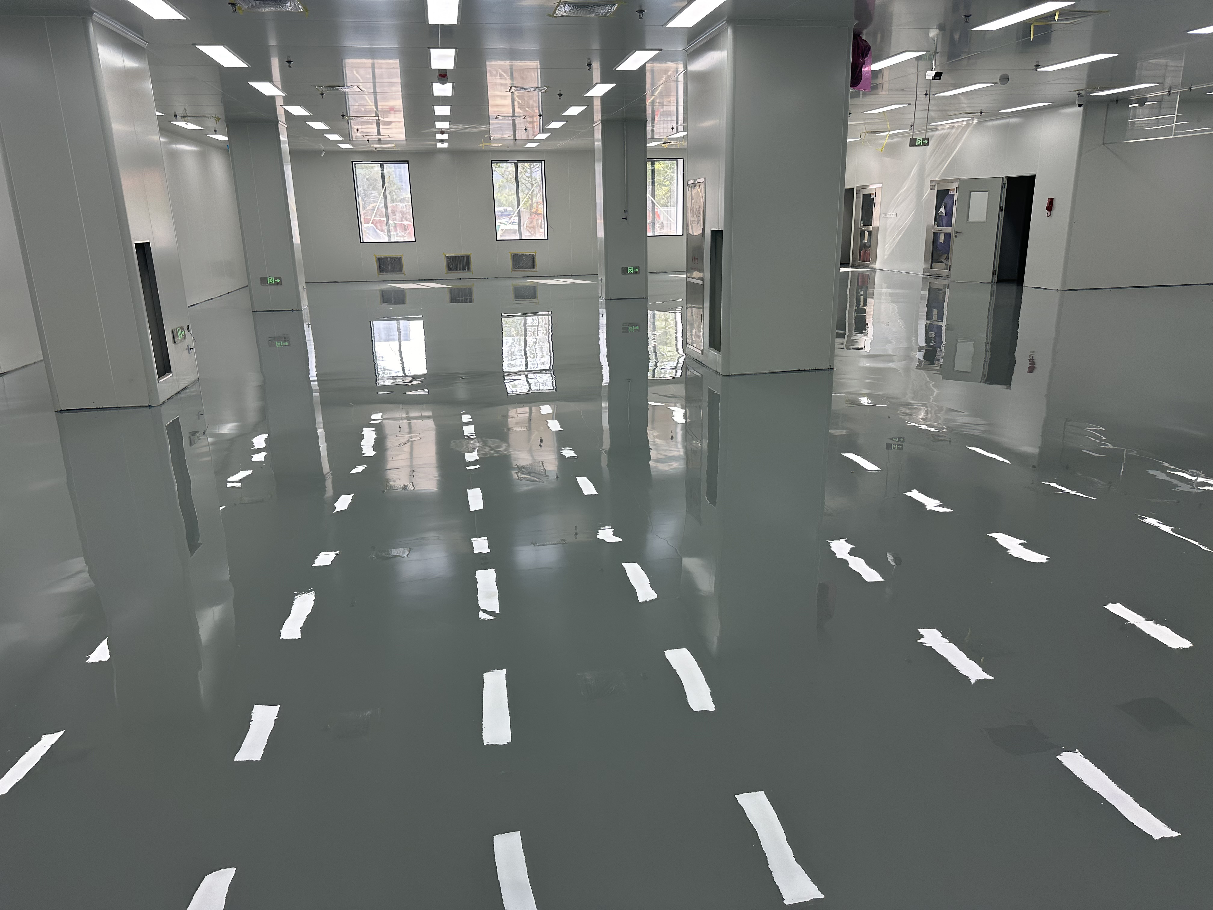 Epoxy Antistatic Self-Leveling Flooring 